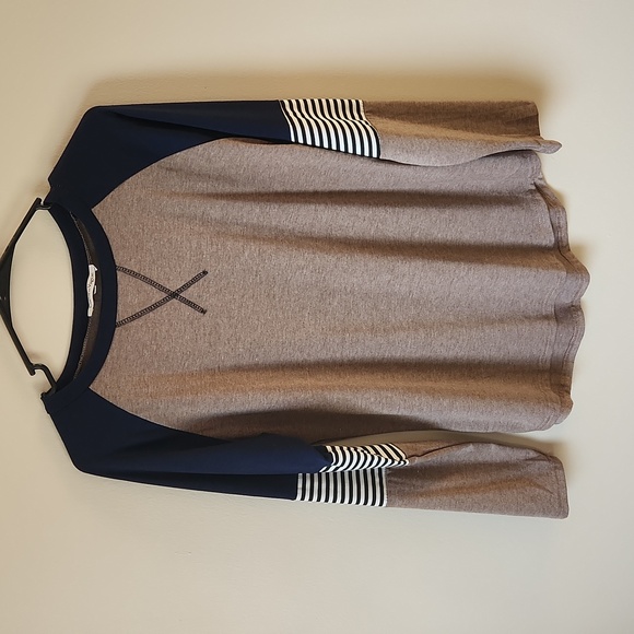 Womens long sleeve tee - Picture 1 of 4